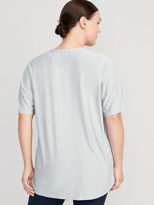 CloudMotion Tunic Product Image