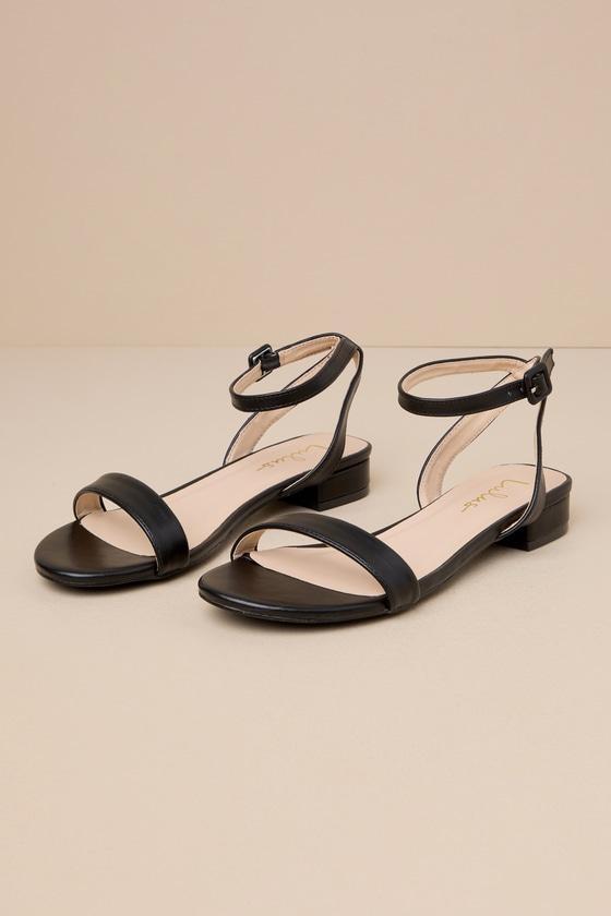 Darryian Black Ankle Strap Sandals Product Image