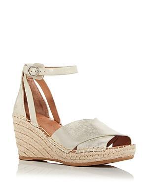 Gentle Souls Signature Charli X Wedge Sandal Product Image