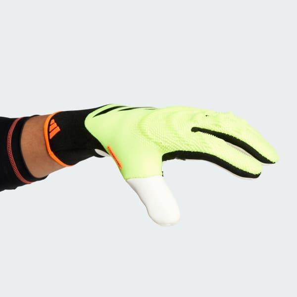 Predator Pro Goalkeeper Gloves Product Image