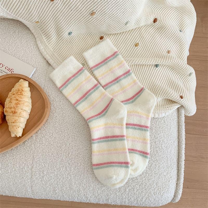 Patterned Fleece Short Socks Product Image