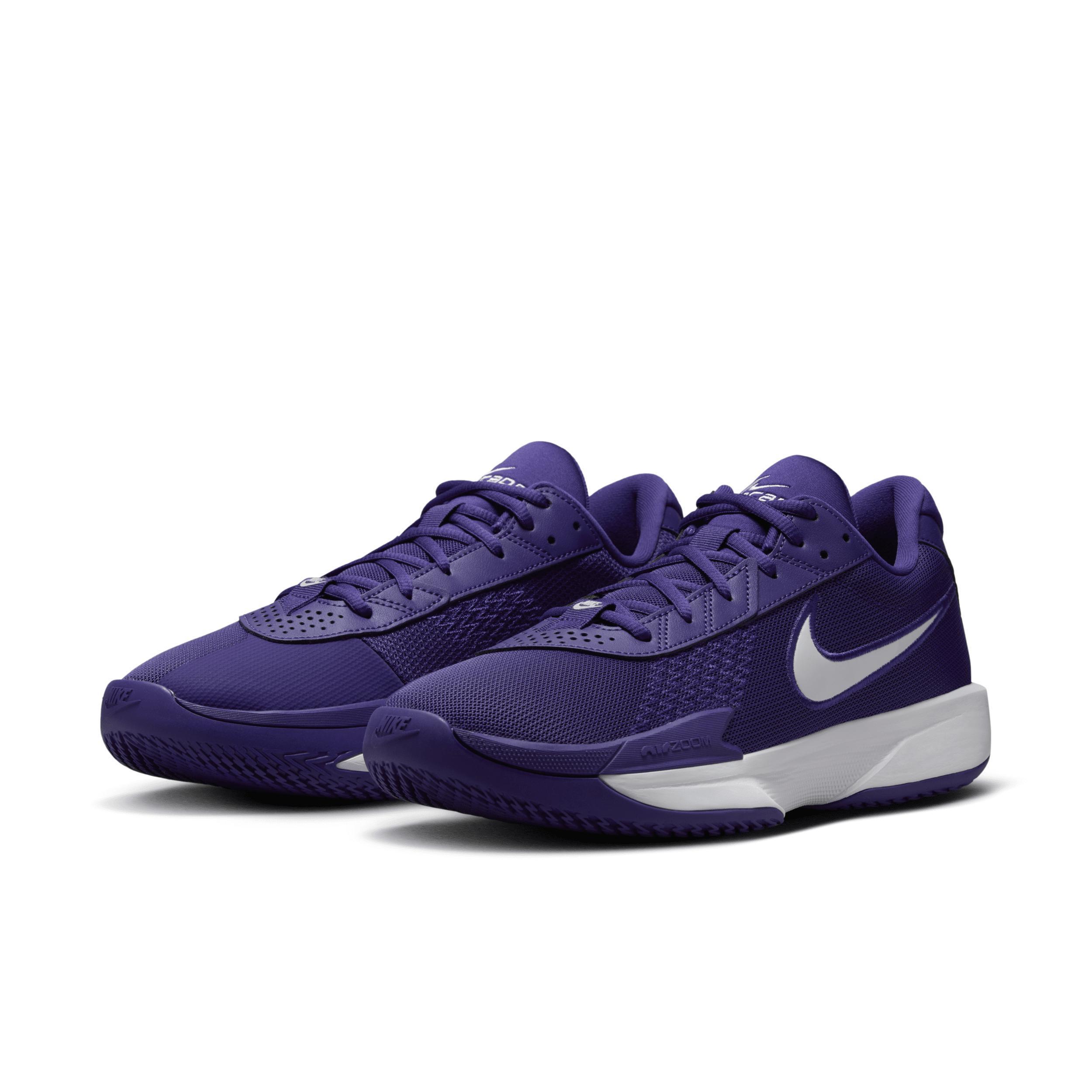 Nike Men's G.T. Cut Academy Basketball Shoes Product Image