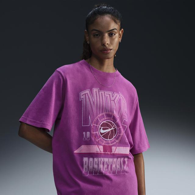 Nike Women's Short-Sleeve Basketball T-Shirt Product Image