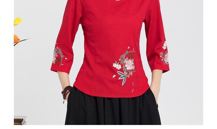 3/4-Sleeve Floral Embroidered Cheongsam Top Product Image