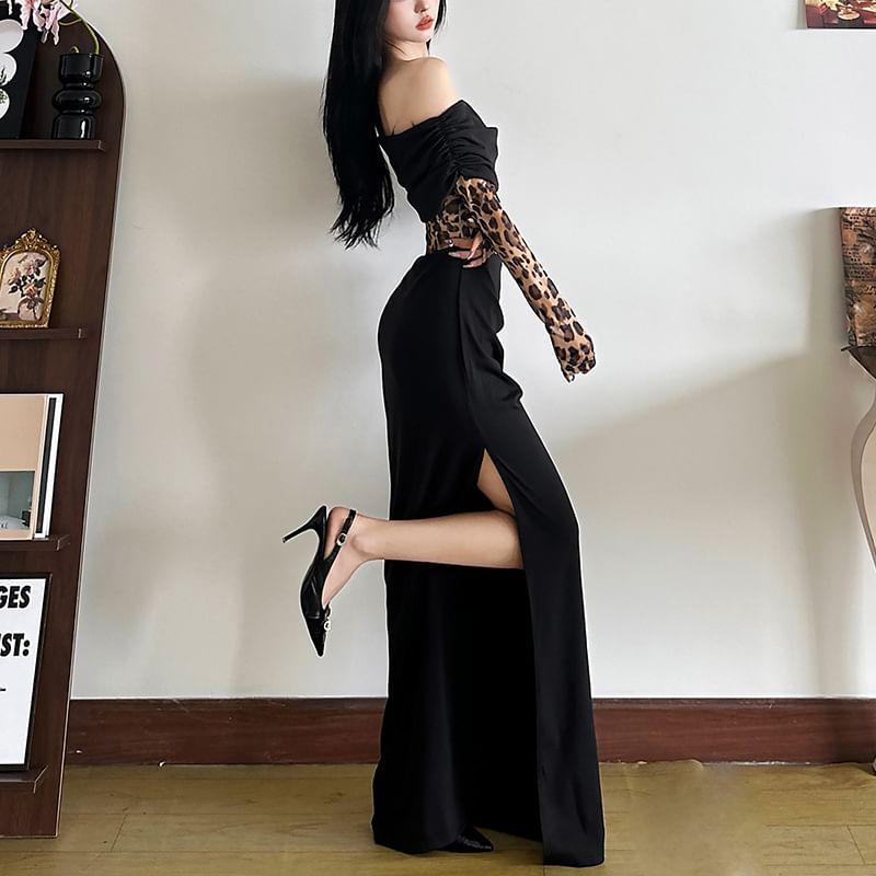 Long Sleeve Off-Shoulder Leopard Print Cut-Out Slim-Fit Maxi Bodycon Dress Product Image