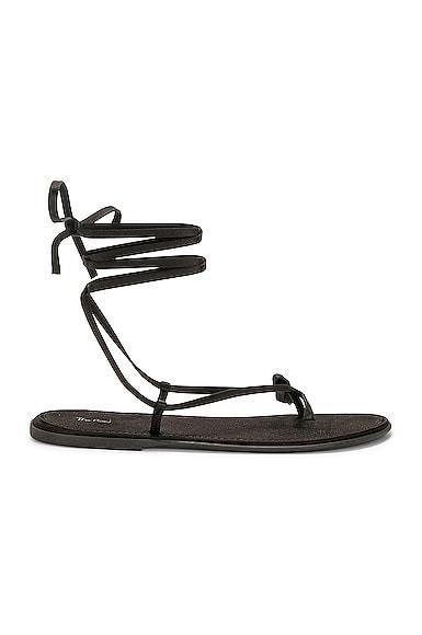 Knot Flat Sandal Product Image