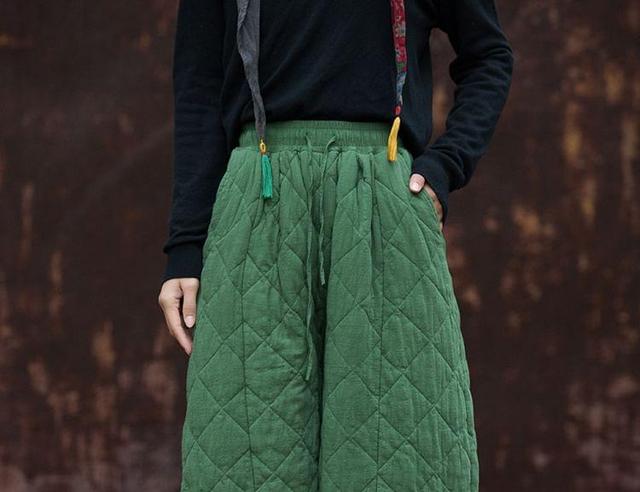 Drawstring Waist Plain Quilted Baggy Pants Product Image