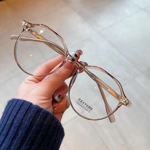 Plain Round Eyeglasses Product Image