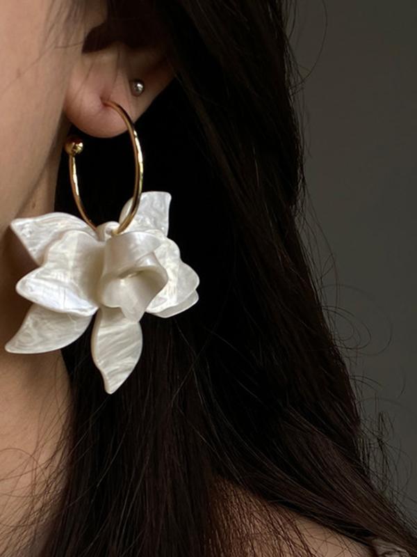 Flower Shape Drop Earrings Product Image