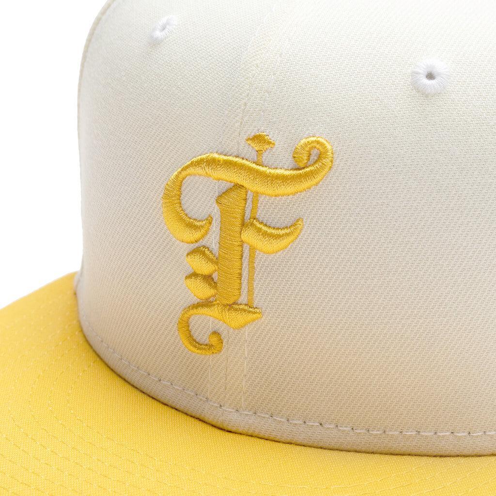 Feature x New Era OE Fitted Cap - Off-White/Grilled Yellow Male Product Image