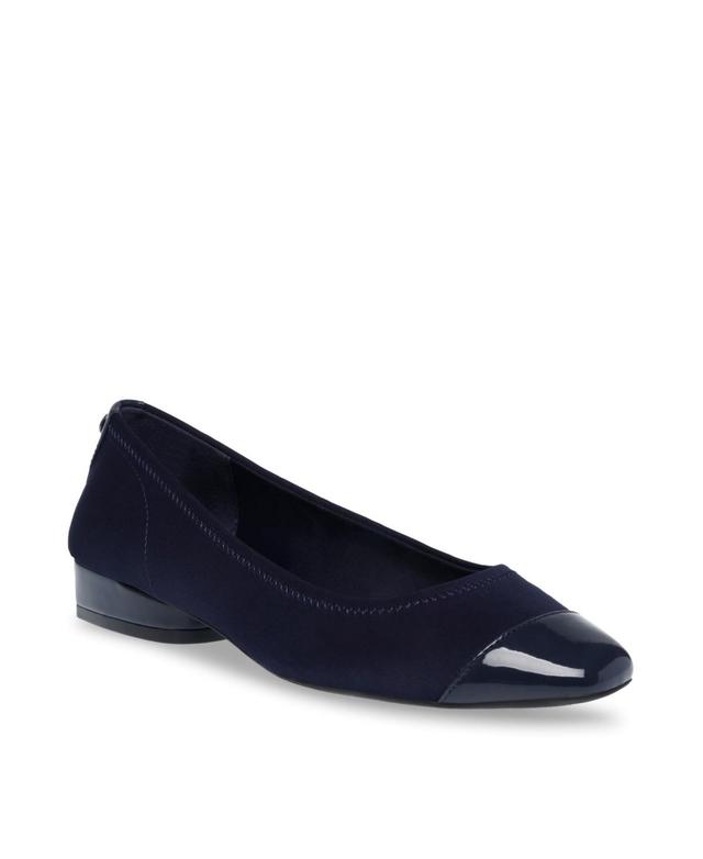 Anne Klein Womens Caroleen Cap Toe Ballet Flats Product Image