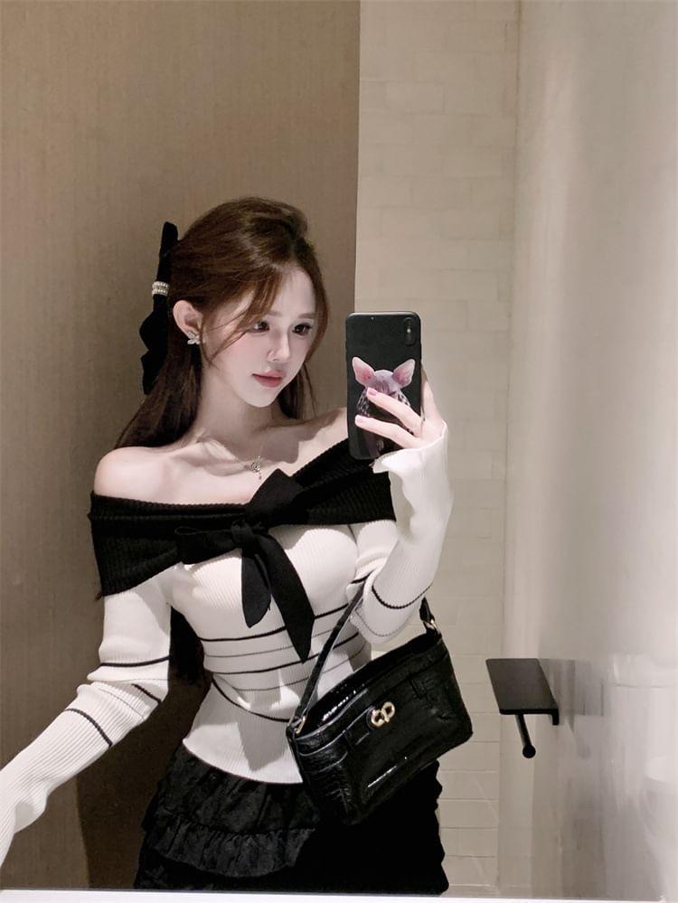 Long-Sleeve Off-Shoulder Striped Bow Accent Slim Fit Knit Top Product Image