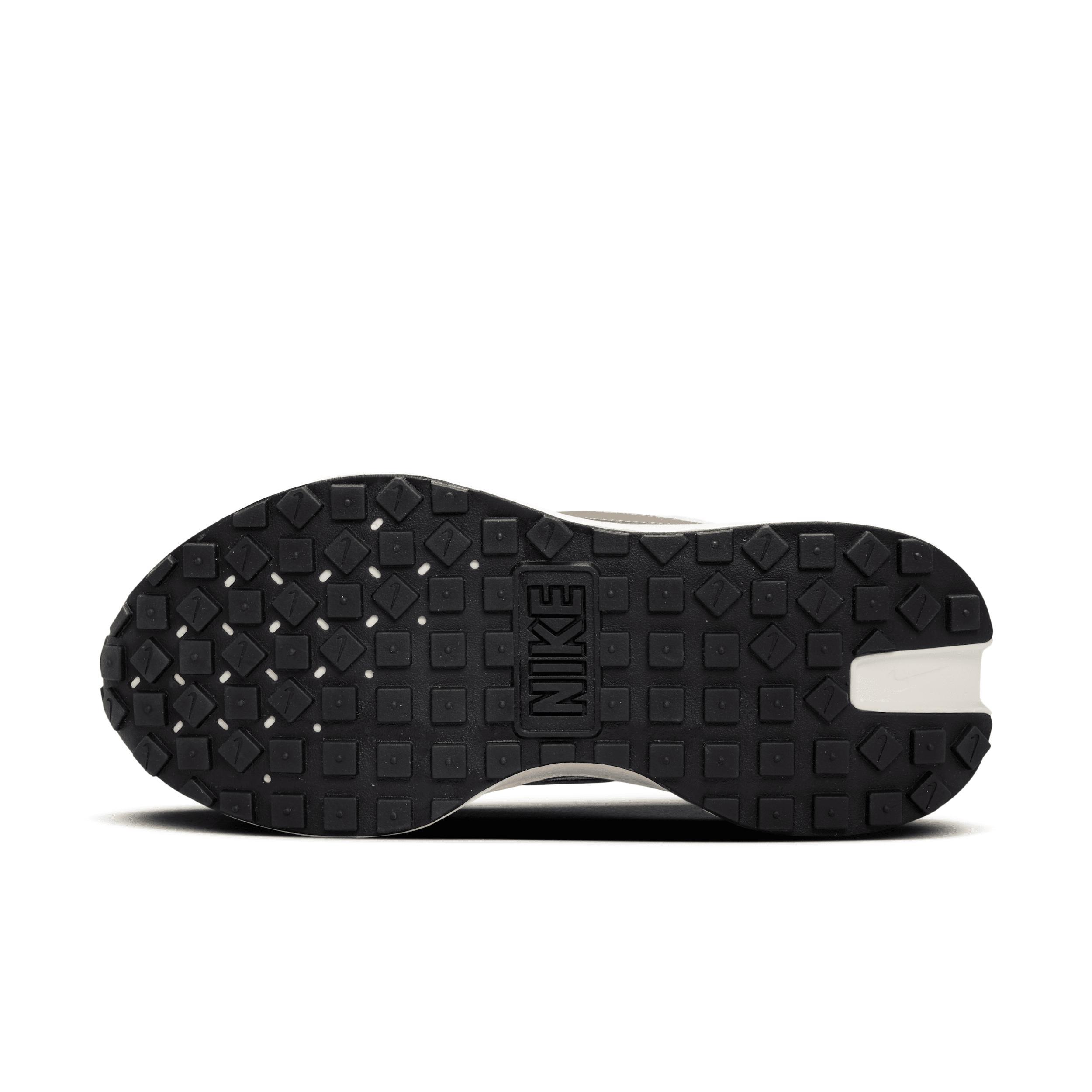 Nike Women's Phoenix Waffle Shoes Product Image