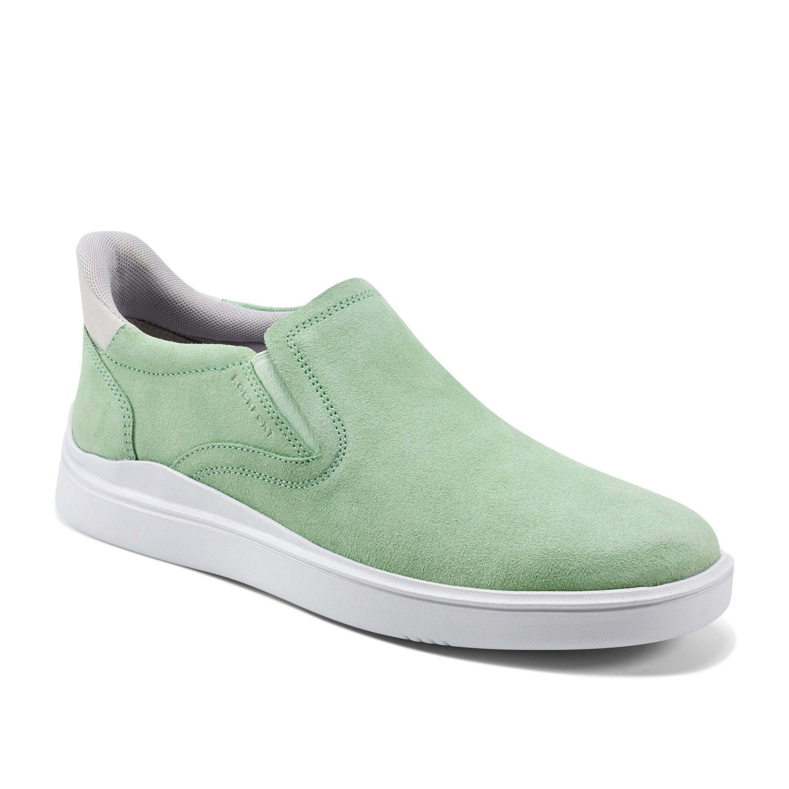 Men's Tristen Step Activated Slip On Product Image