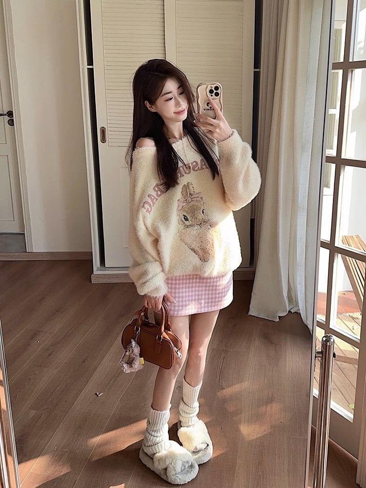 Long-Sleeve Round Neck Rabbit Print Sweater Product Image