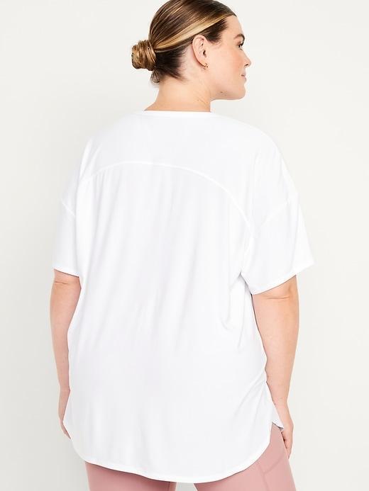 CloudMotion Tunic Product Image