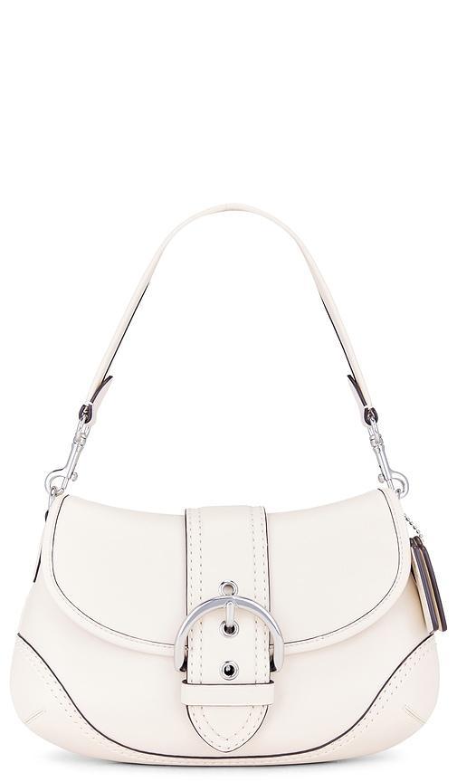 COACH Soho Tasche Aus Regenerativem Leder In Chalk Product Image