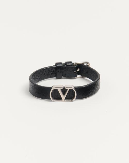 VLOGO SIGNATURE GRAINY CALFSKIN BRACELET Product Image