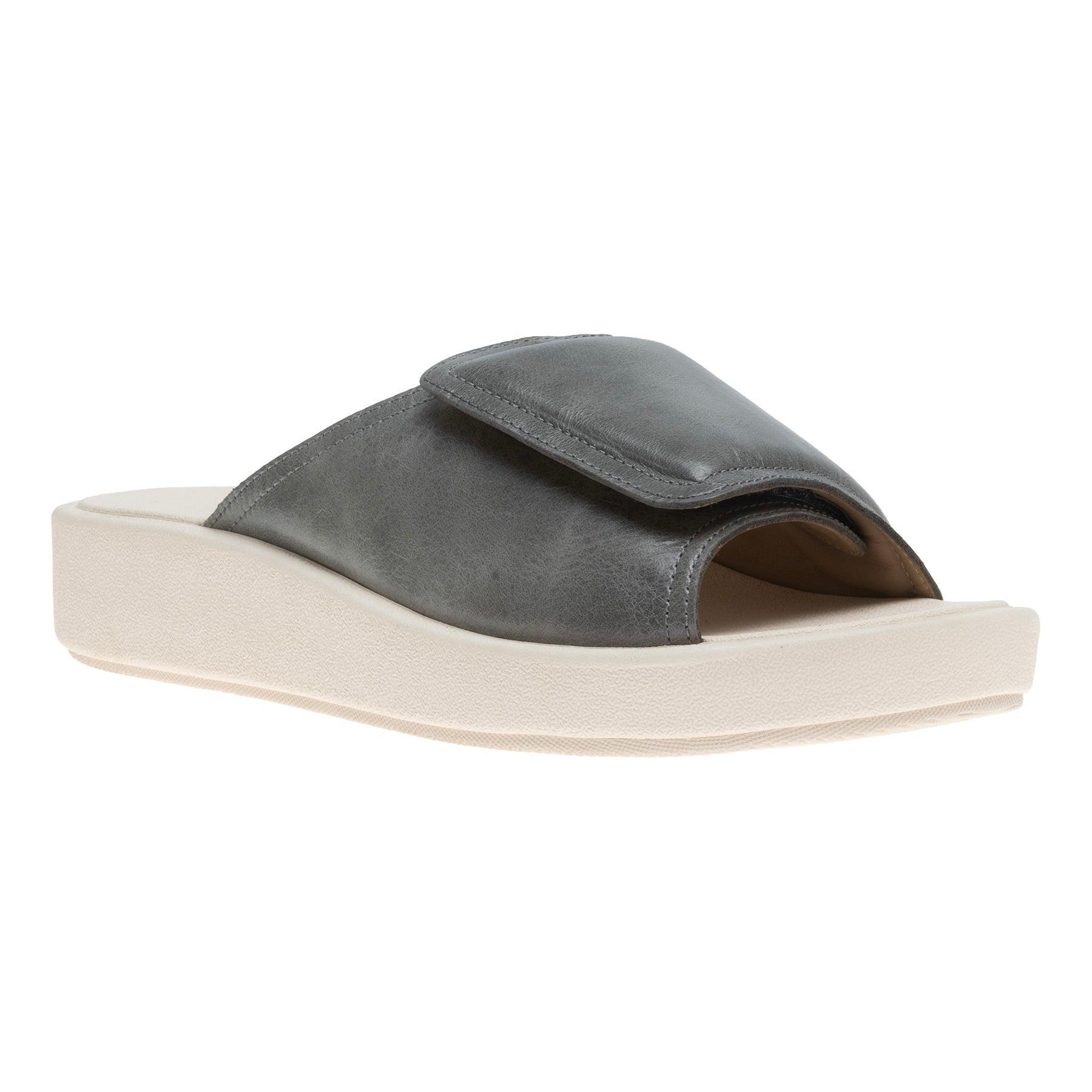 Paseo Slide Product Image