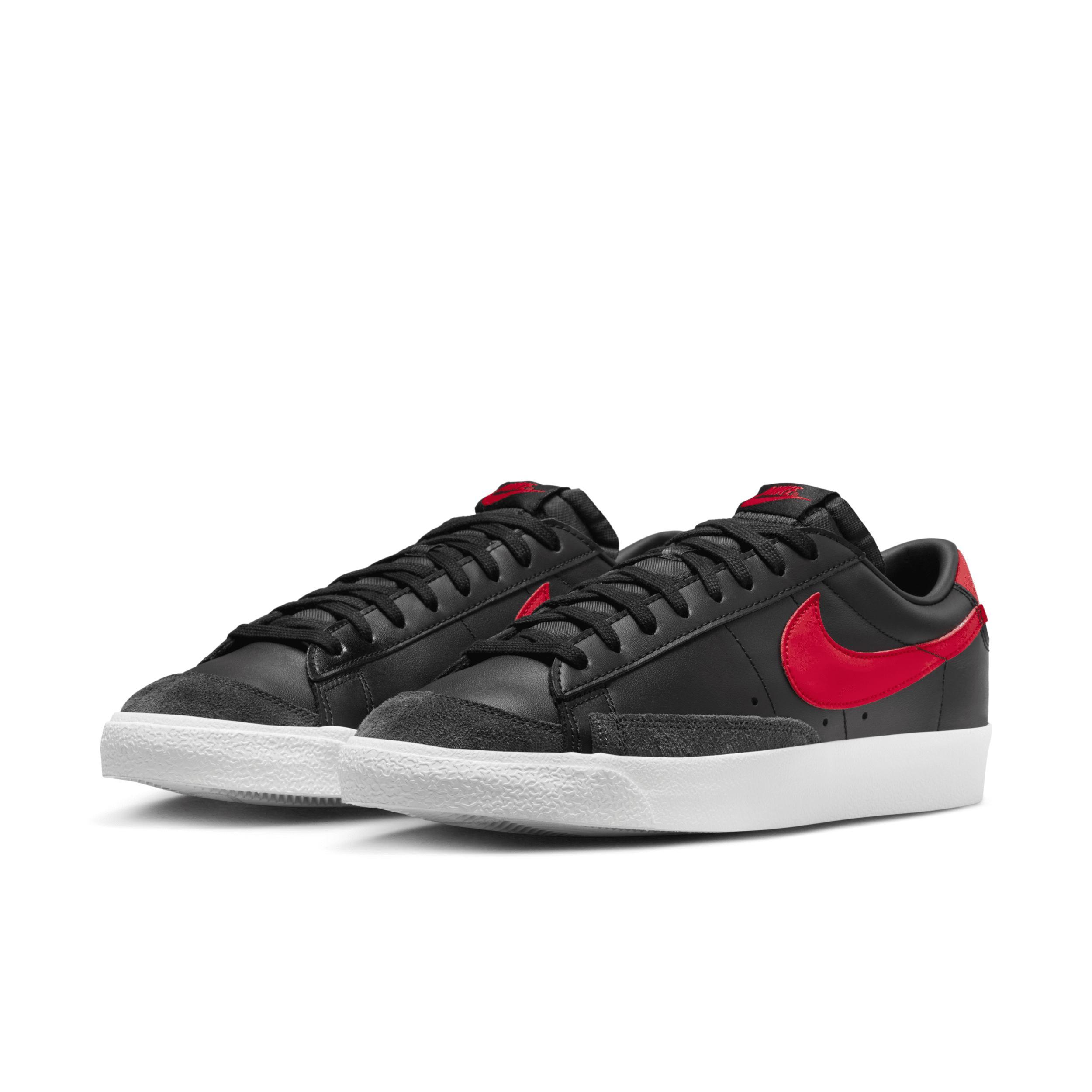 Nike Men's Blazer Low '77 Vintage Shoes Product Image