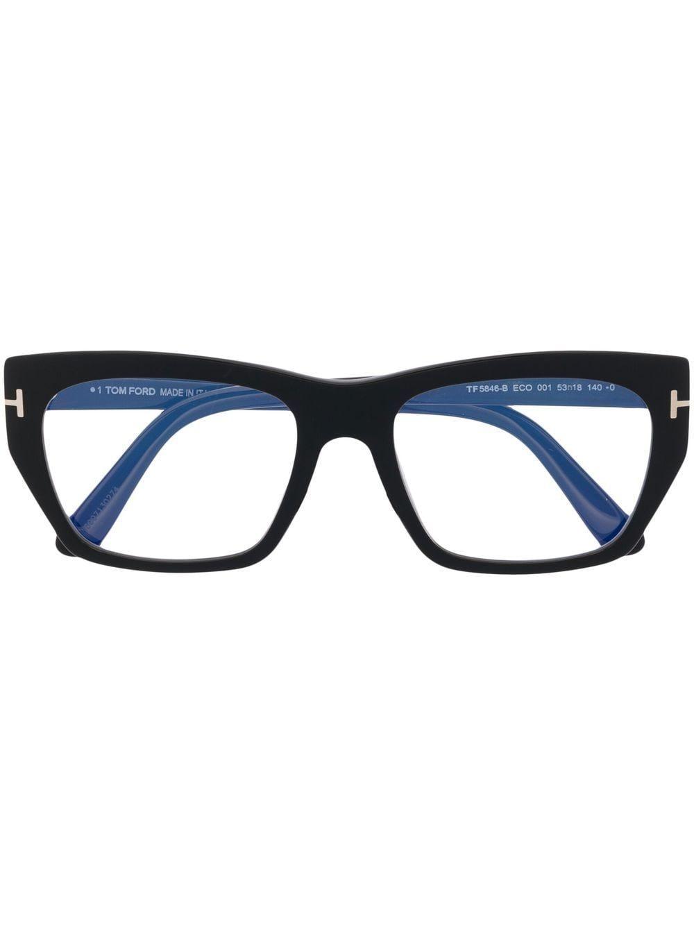 Cat Eye-frame Glasses In Black Product Image