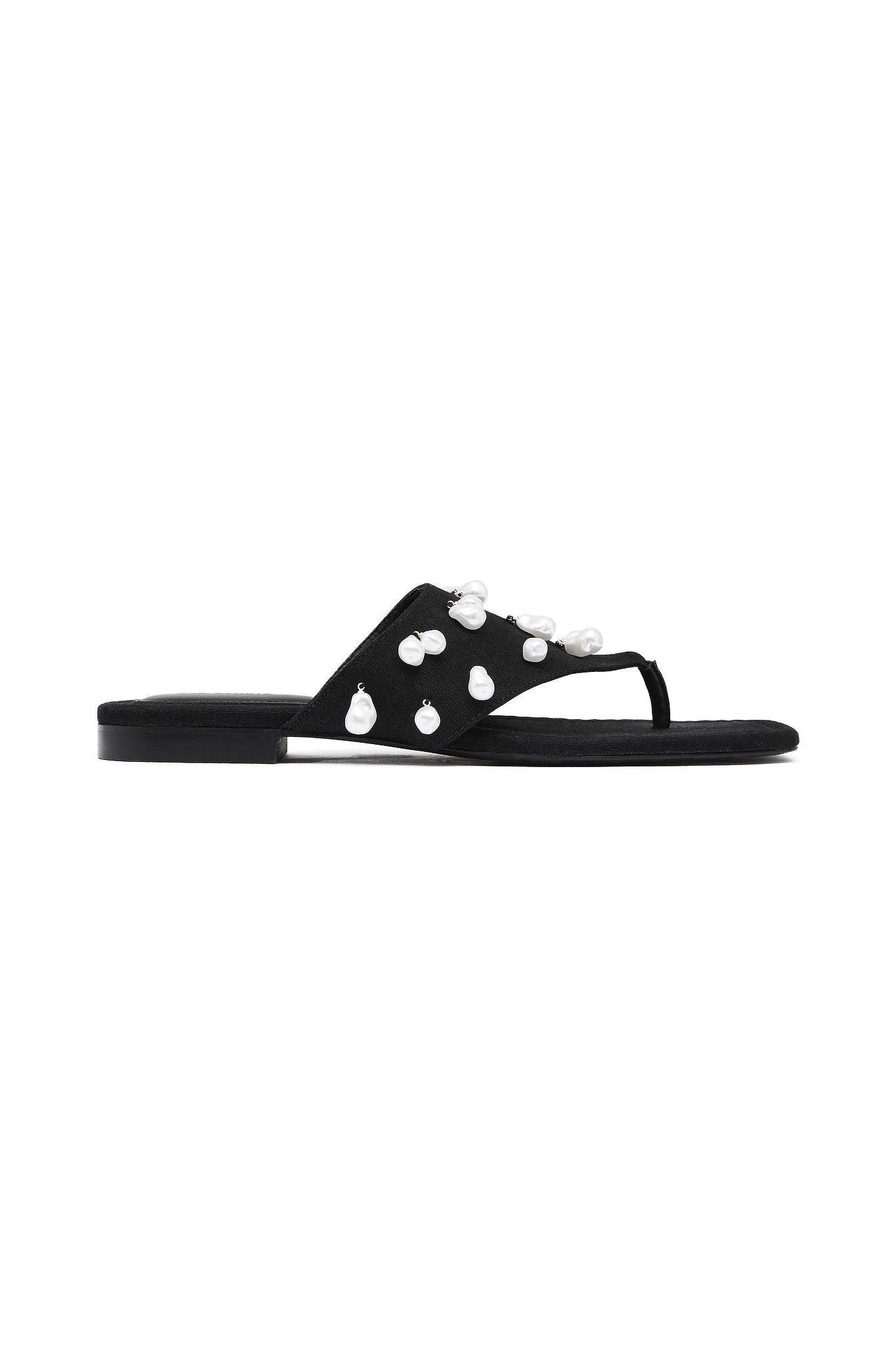 Pera Flat Sandal Product Image