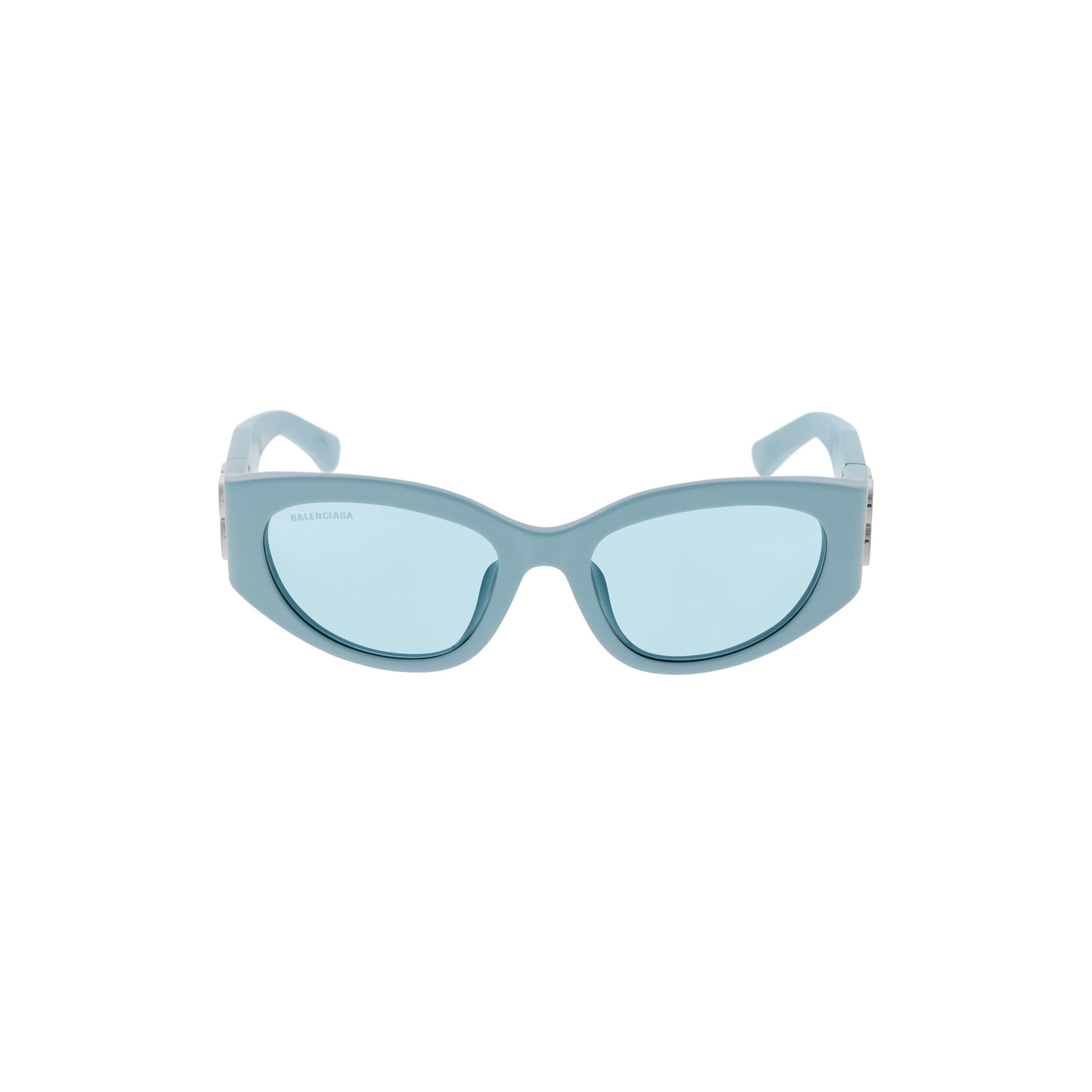 Women's Bossy Round Af Sunglasses in Light Blue Product Image