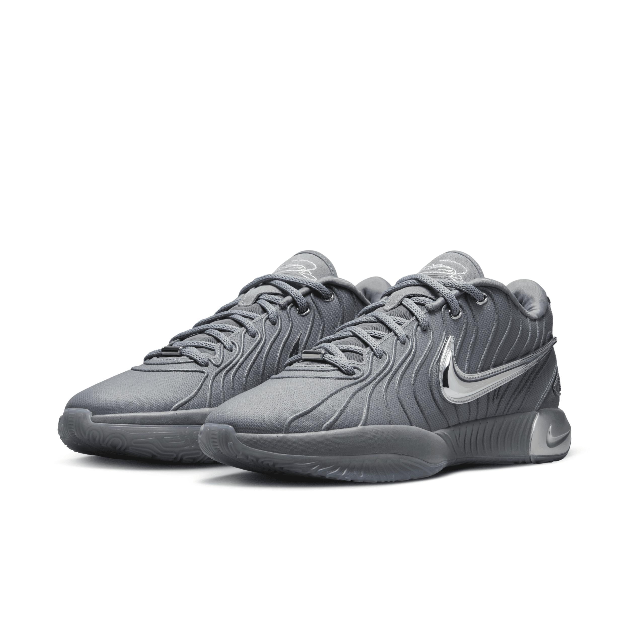 Nike Men's LeBron XXI Basketball Shoes Product Image