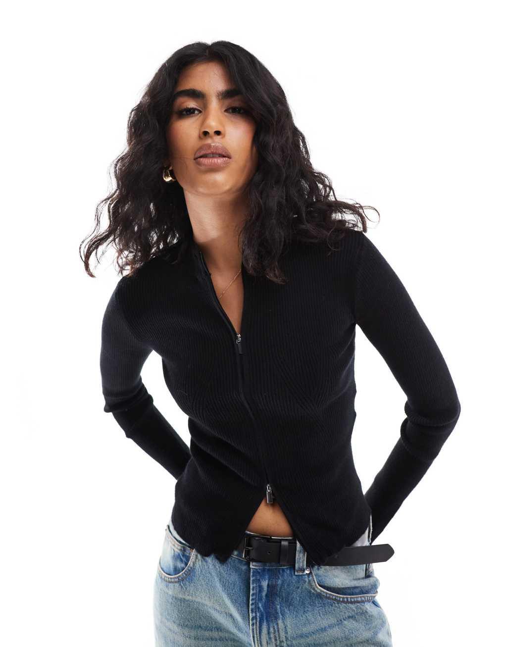 Pieces ribbed knit sweater with double zip in black Product Image