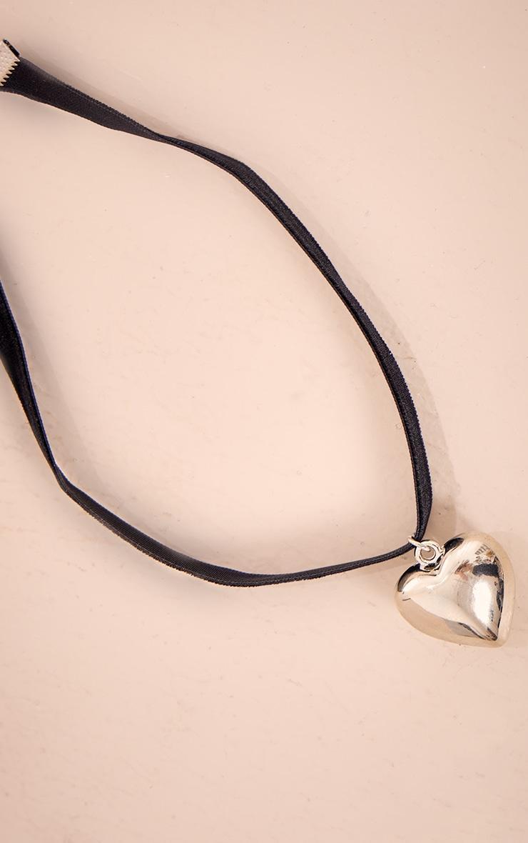 Silver Puff Heart Velvet Choker Product Image