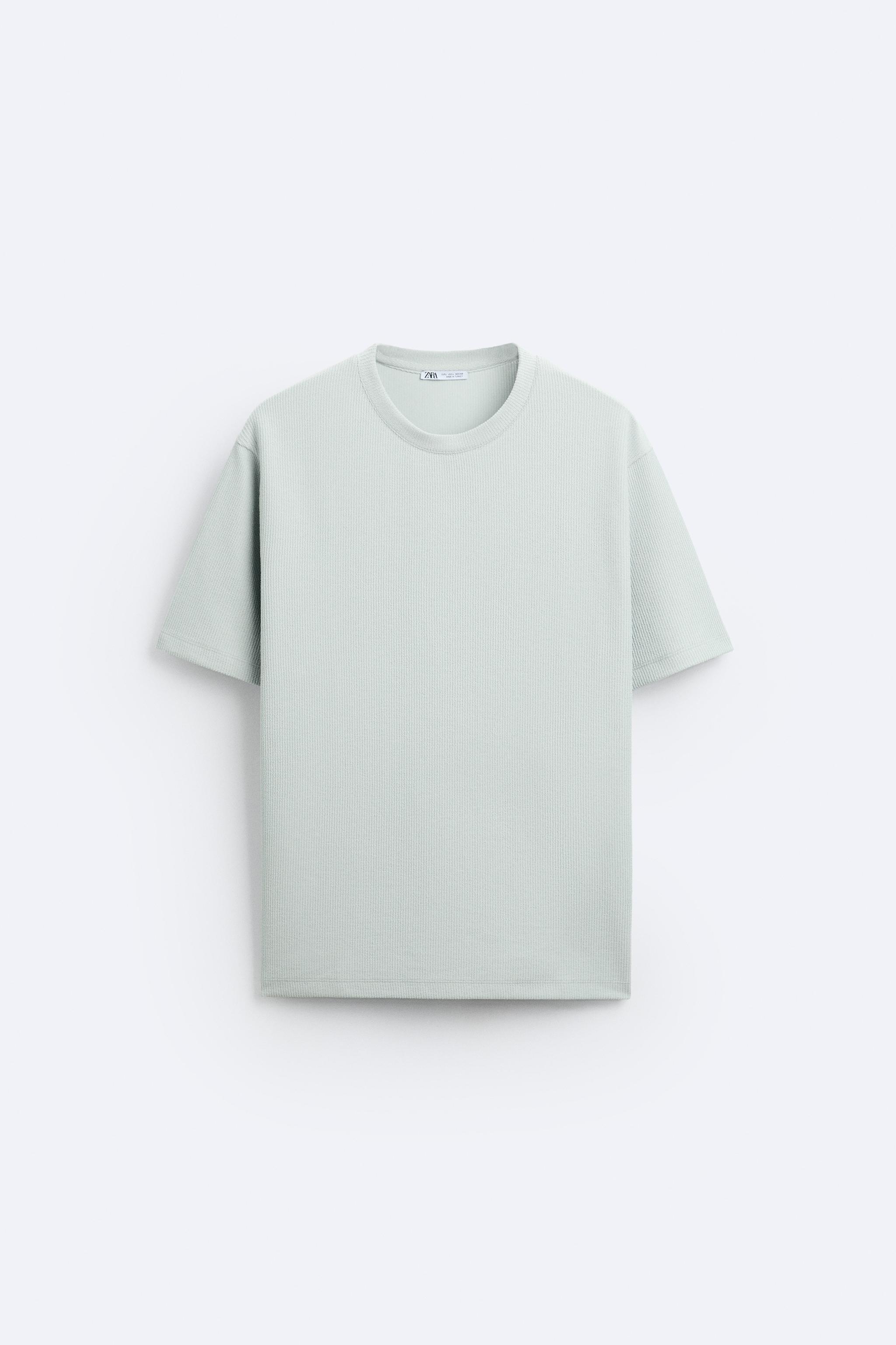 TEXTURED T-SHIRT Product Image