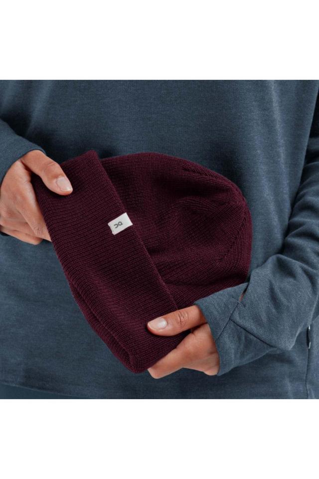 On Running Merino Beanie Male Product Image