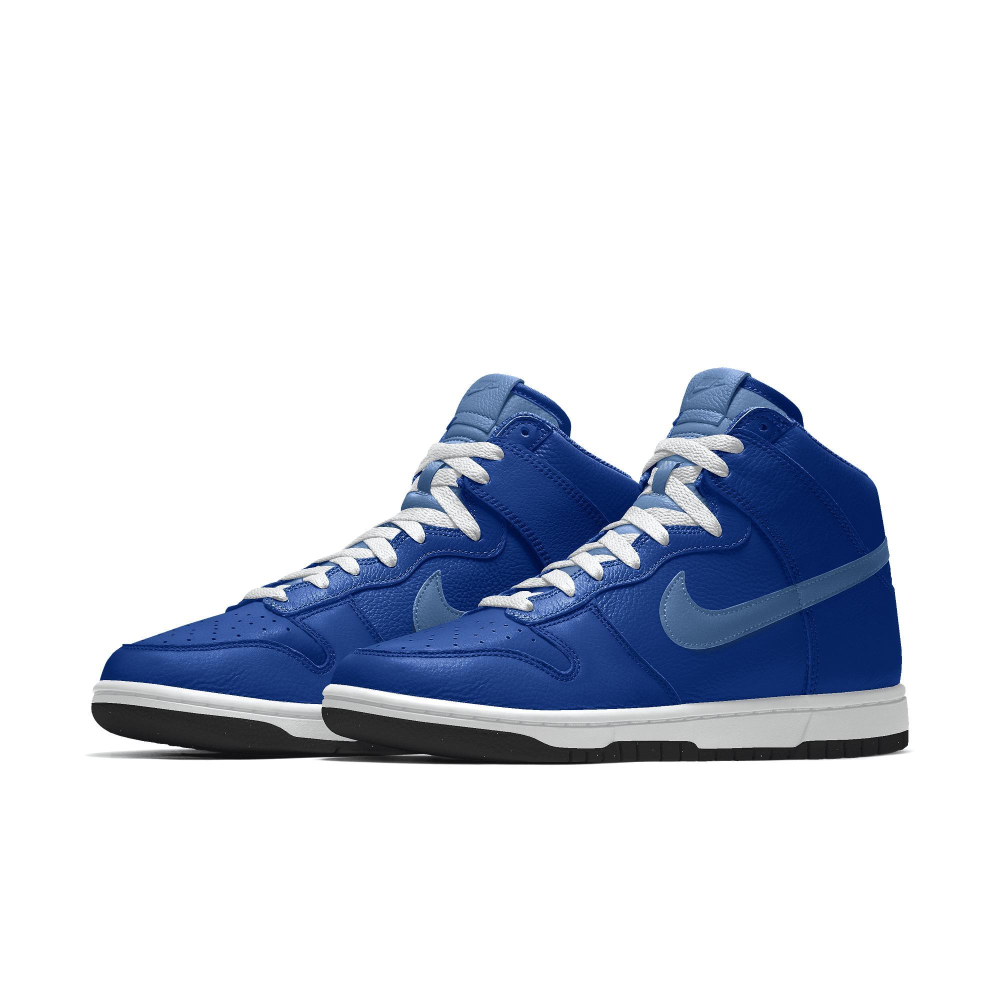 Nike Men's LeBron Witness 8 Basketball Shoes Product Image