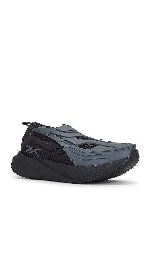 Reebok X Ngg Floatride Sneaker In Black & Silver in Black. Size 11. Product Image