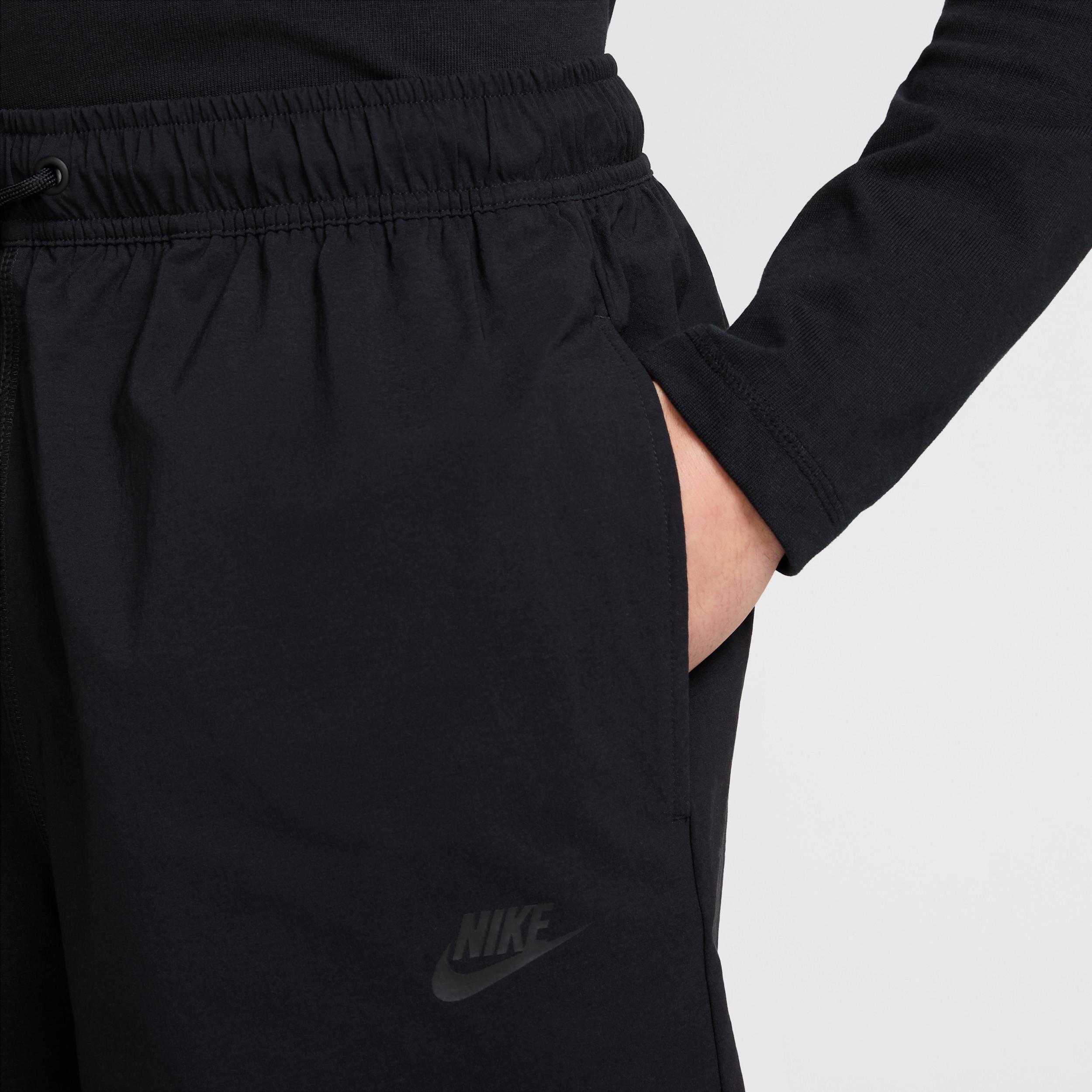 Nike Men's Tech Woven Shorts Product Image