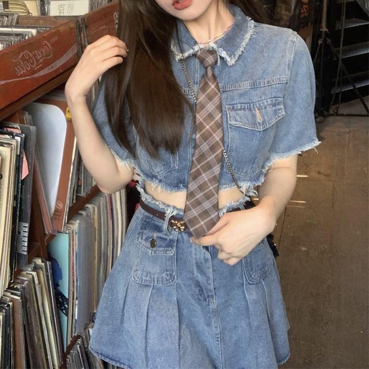 Short-Sleeve Collared Washed Fray Crop Denim Shirt / High Waist Pleated Mini A-Line Skirt / Necktie / Belt / Set Product Image