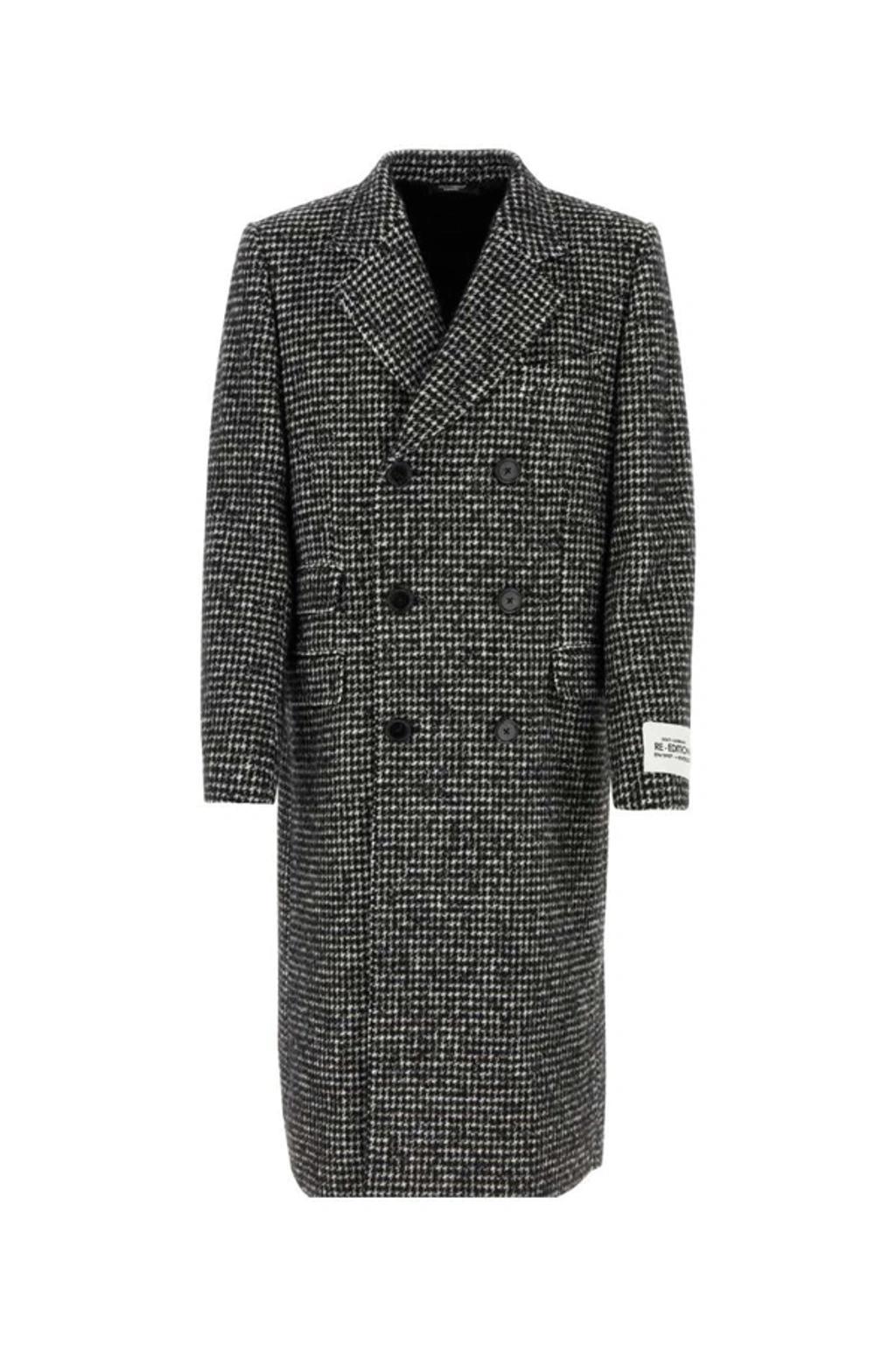 Double-breasted Wool Houndstooth Coat In Black Product Image