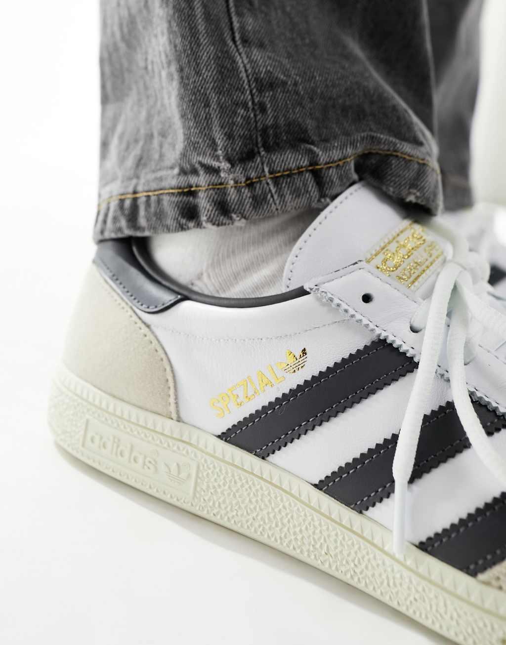 adidas Originals Handball Spezial sneakers Product Image