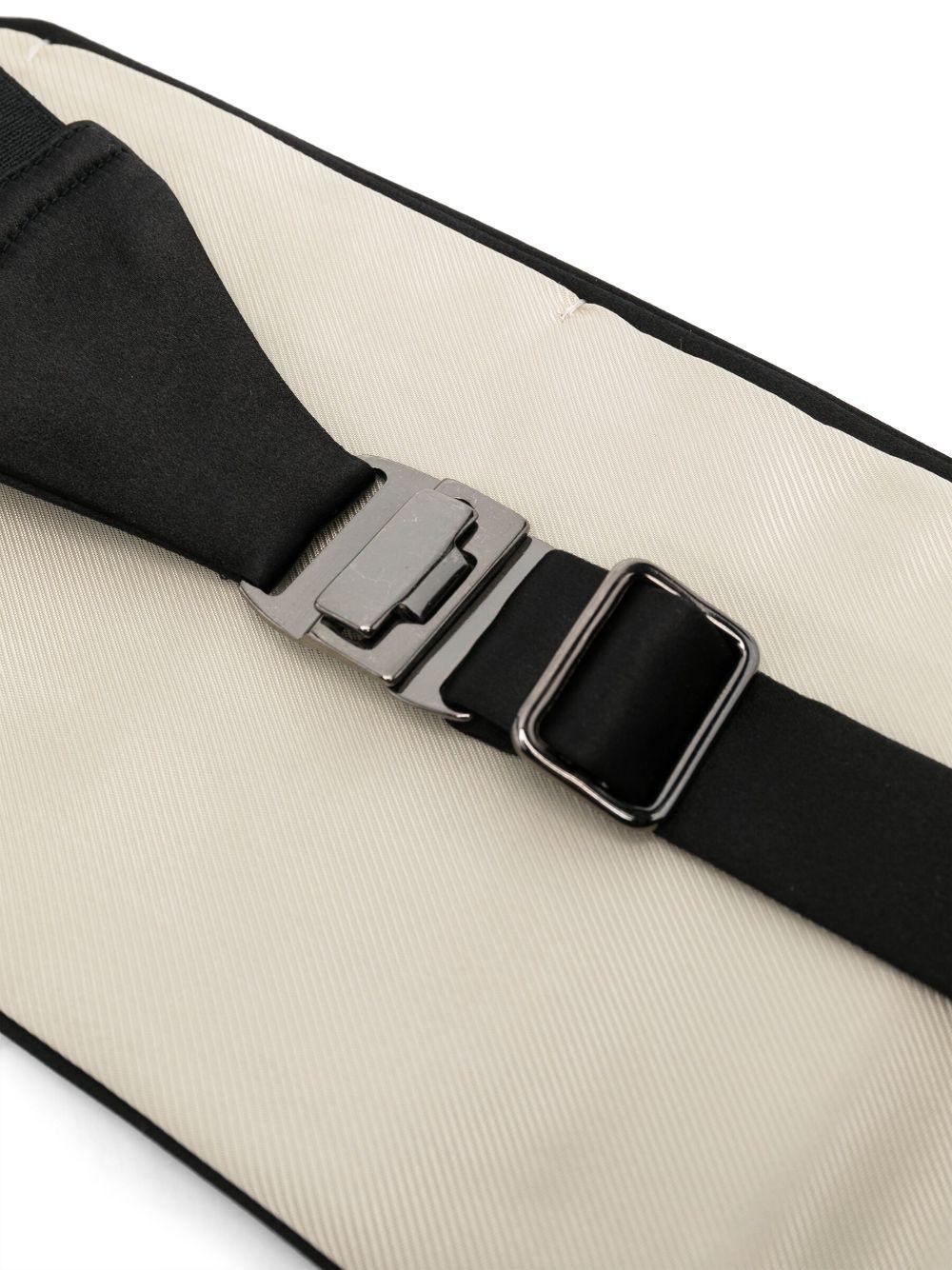 TOM FORD Pleated Silk Cummerbund In Schwarz Product Image