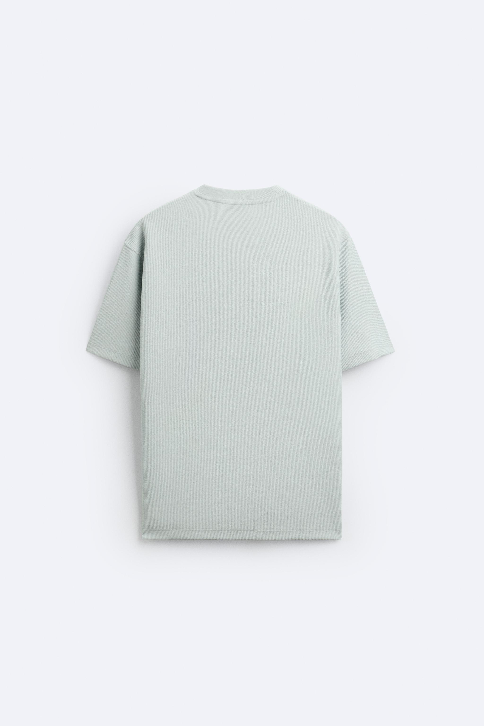 TEXTURED T-SHIRT Product Image