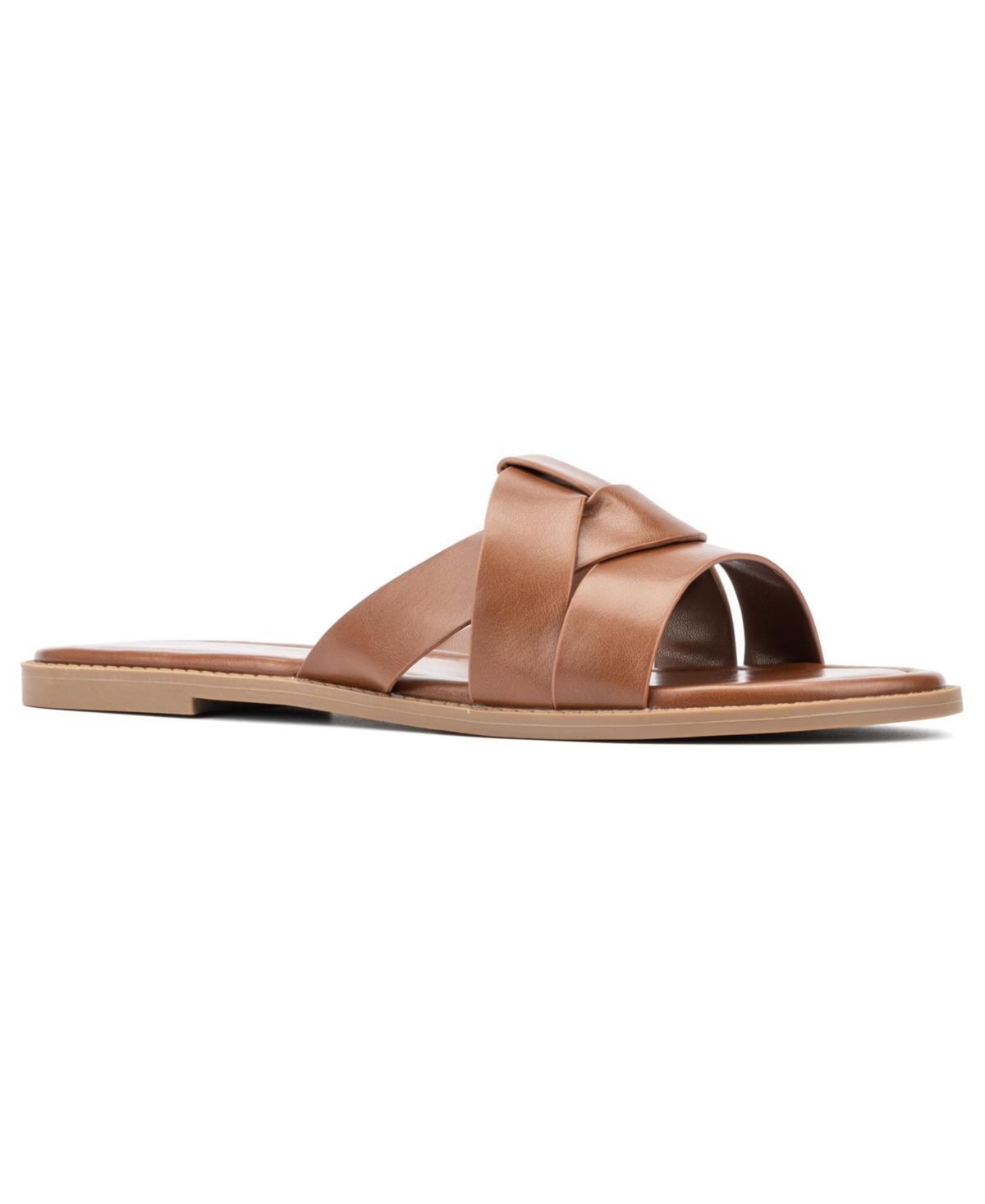 Womens Tiana Wide Width Flats Sandal Product Image