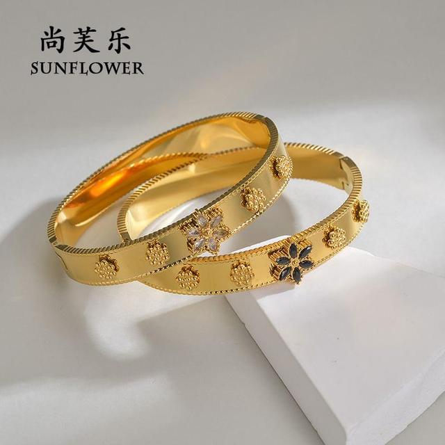 Floral Rhinestone Stainless Steel Bangle Product Image