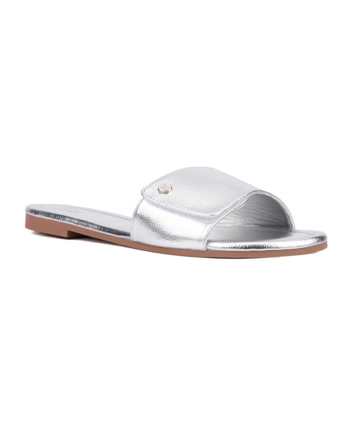 Womens Adelle Flat Sandal Product Image