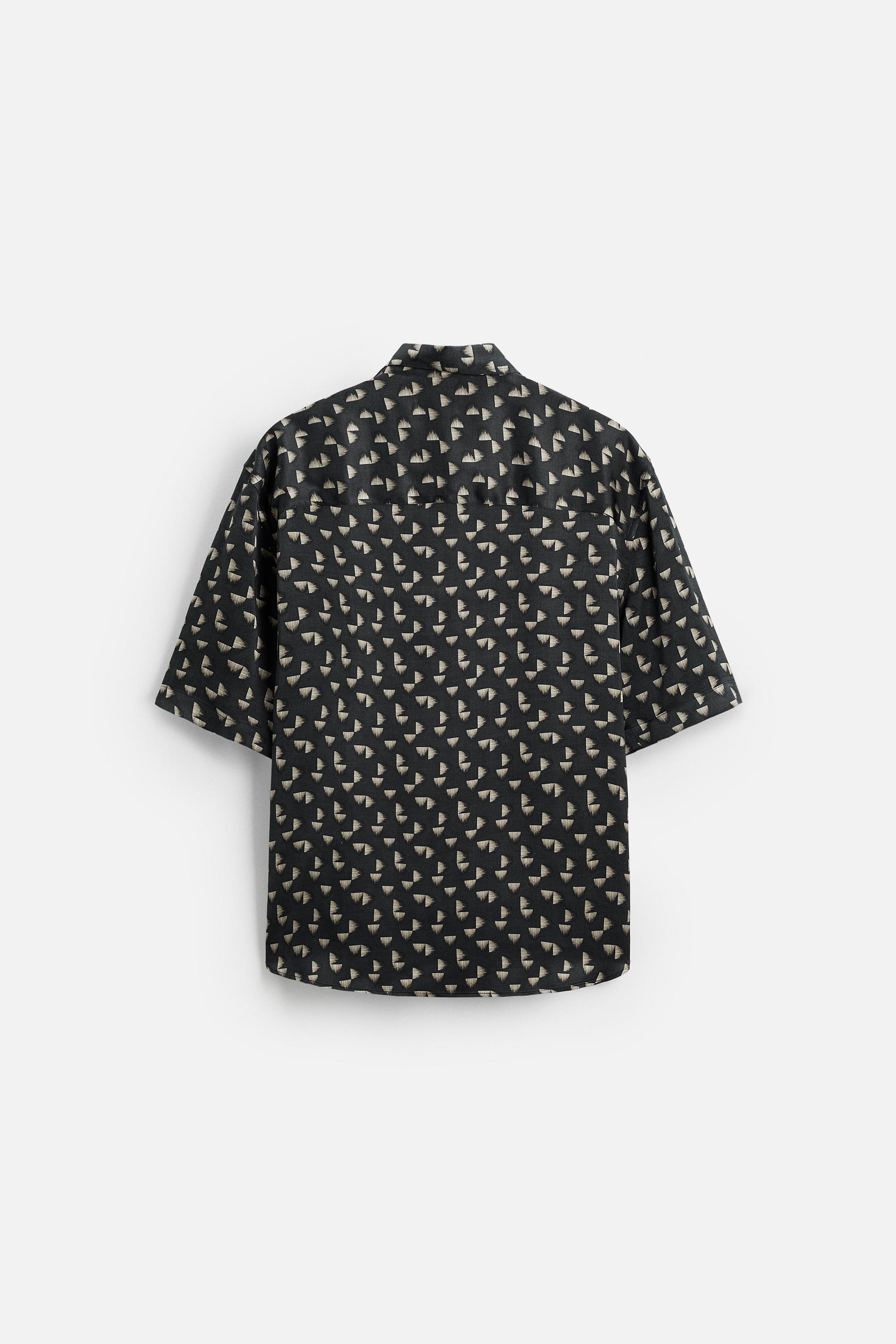 GEOMETRIC PRINT SHIRT Product Image