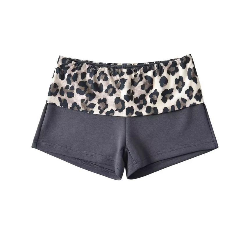 Leopard Print Panel Hot Pants Product Image