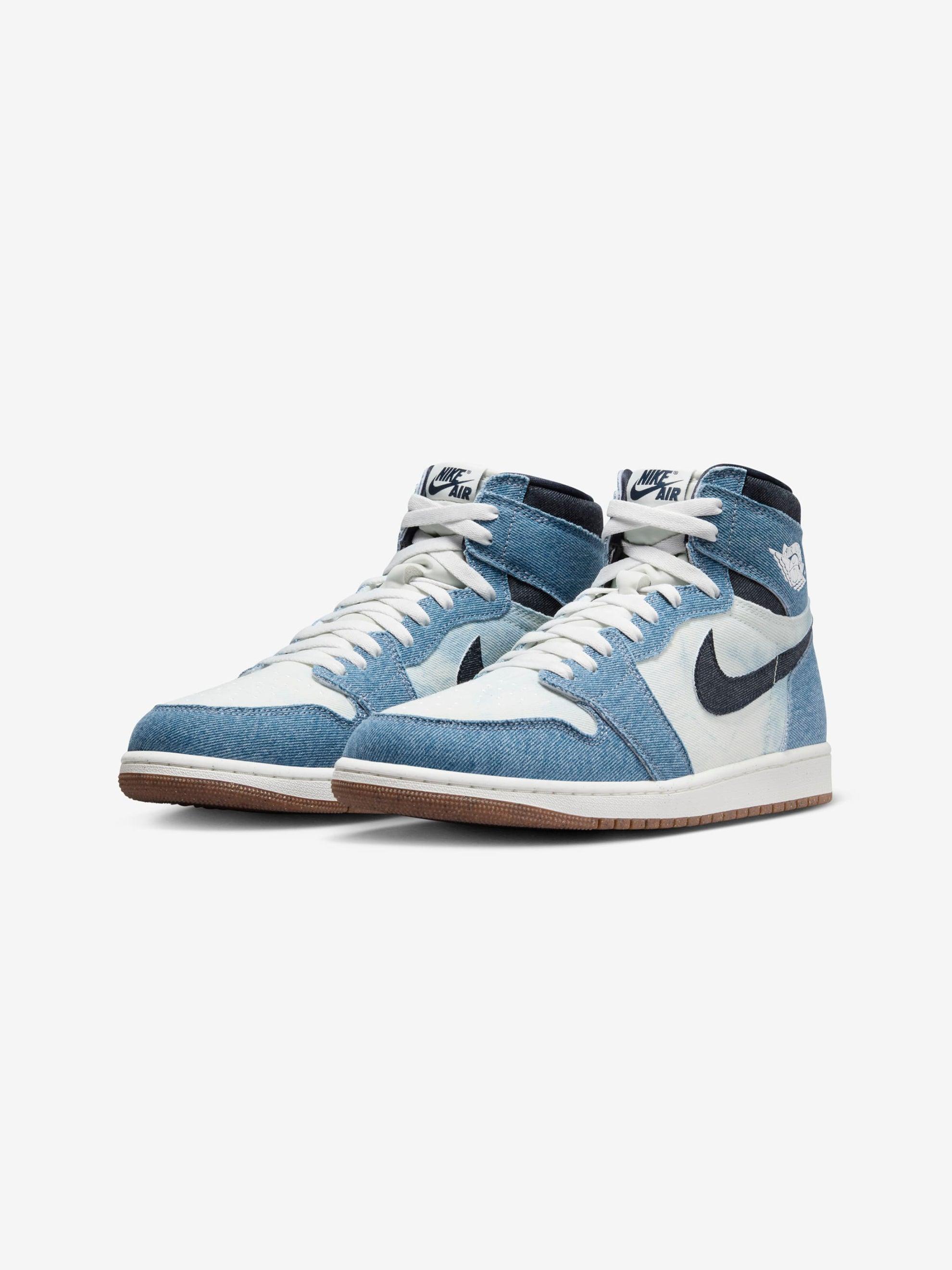 Air Jordan 1 Retro High (SUMMIT WHITE/OBSIDIAN-SUMMIT WHITE) Product Image