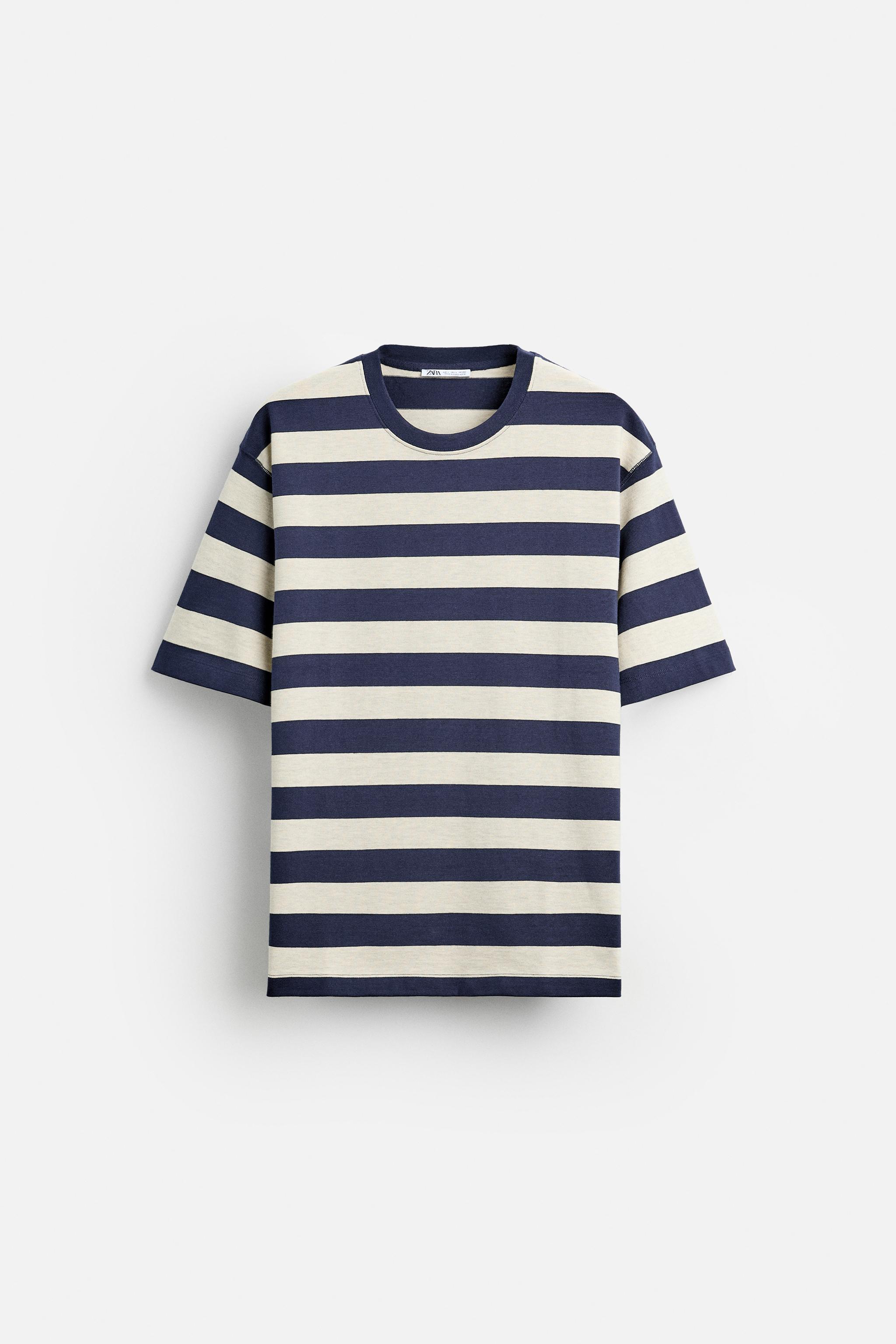 STRIPED T-SHIRT Product Image