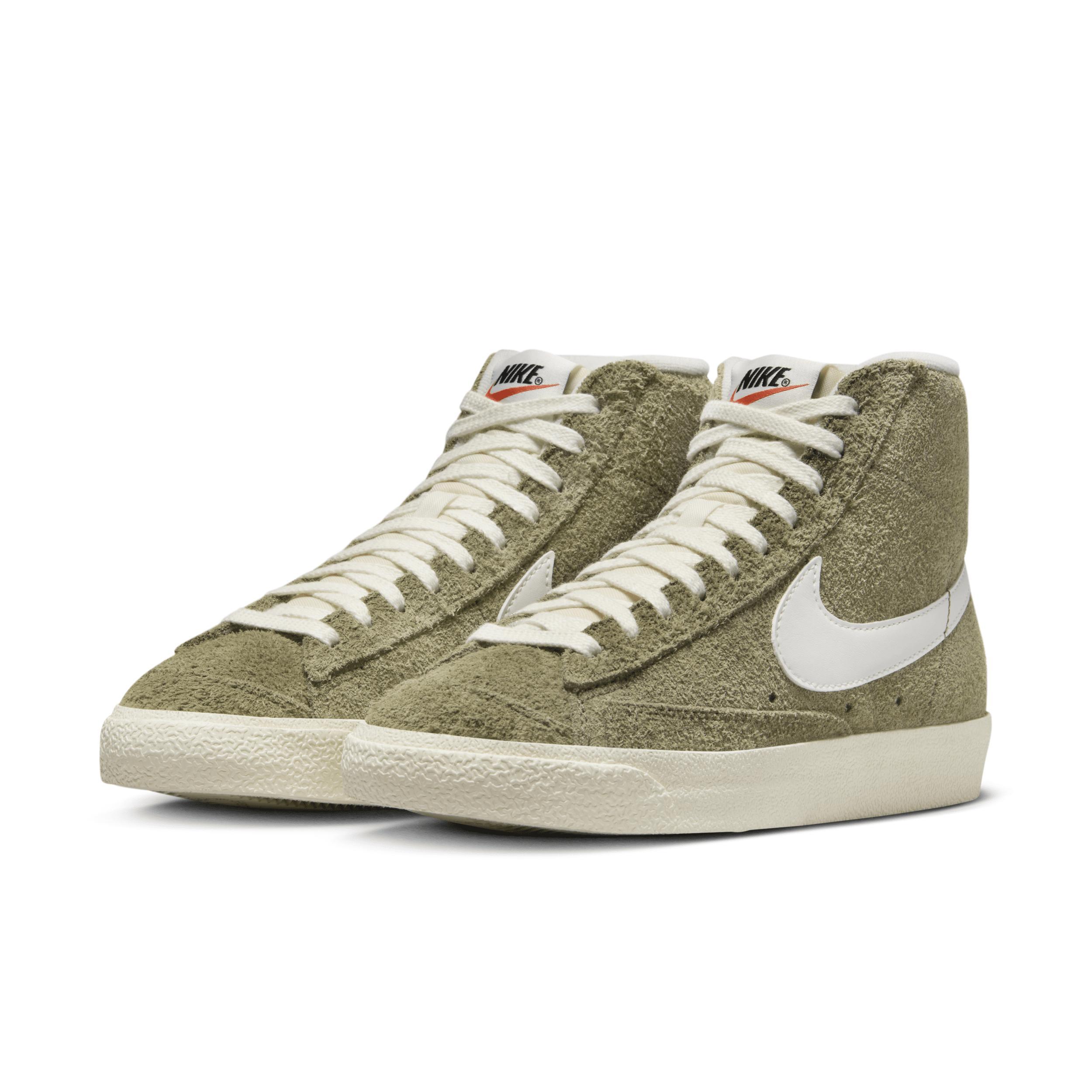 Nike Blazer Mid 77 Vintage Sneaker Product Image