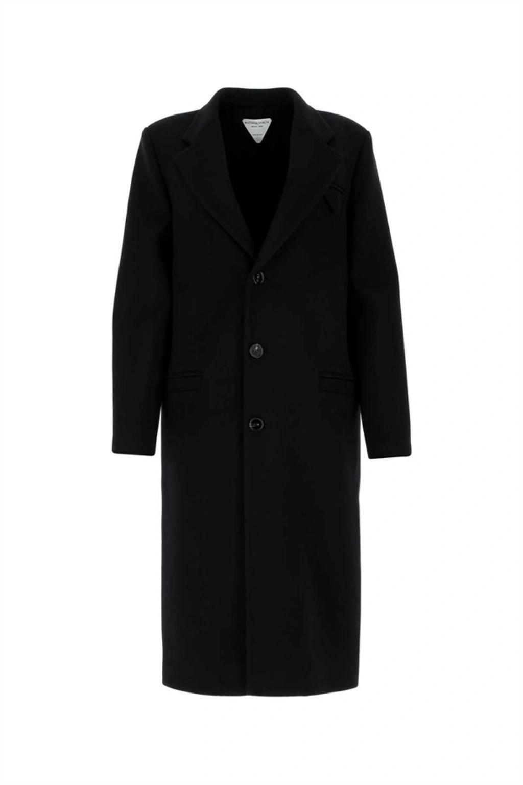 Single Breasted Coat In Black Product Image