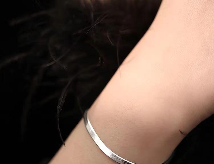 Sterling Silver Snakebone Bangle Product Image